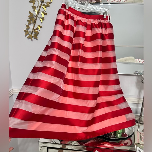 🦢Kate Spade midi skirt absolutely beautiful worn 2 hours - Picture 2 of 8